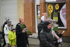 Orszak Trzech Króli przeszedł ulicami Kamienia