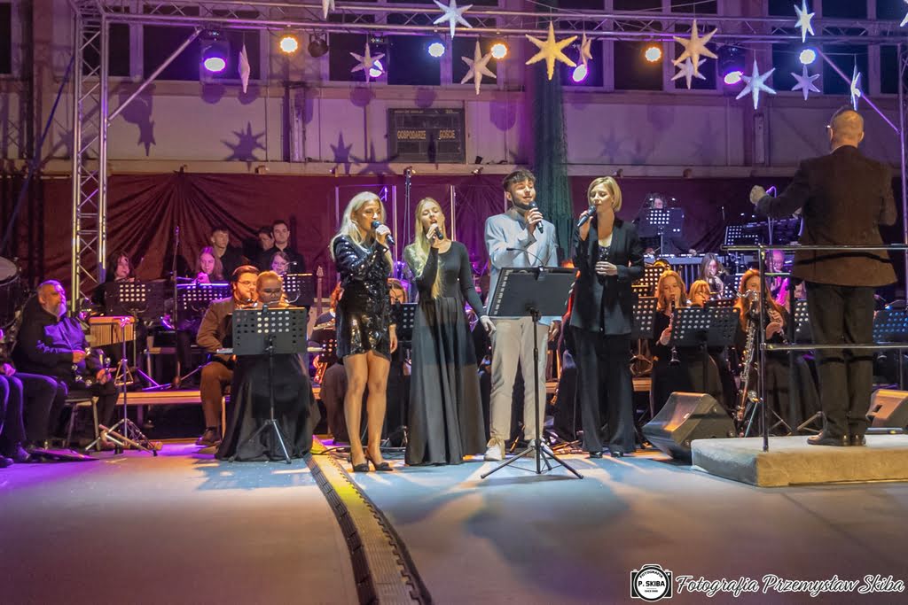 Noworoczny koncert Red Swing Low w Świerznie