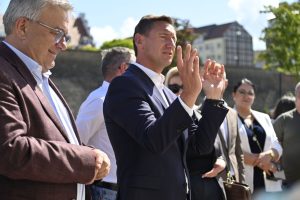 trzaskobus kamień pomorski