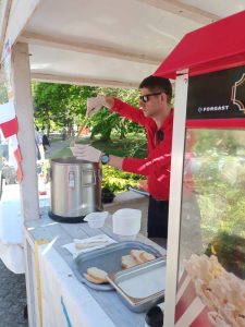 piknik pod lipą dziwnów