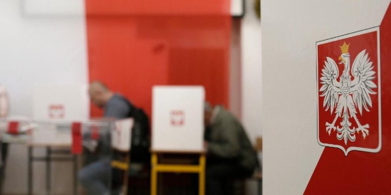 Frekwencja do godziny 12:00 dla powiatu kamieńskiego