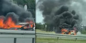 Pożar auta na trasie Parłówko–Ostromice. Samochód spłonął doszczętnie