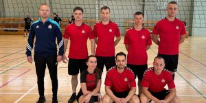 Strażacy z KPSP w Kamieniu Pomorskim na podium siatkarskich mistrzostw w Świnoujściu