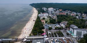 Powoływanie się na wpływy przy budowie hotelu w Międzyzdrojach. Przesłuchanie byłego wiceministra z PiS