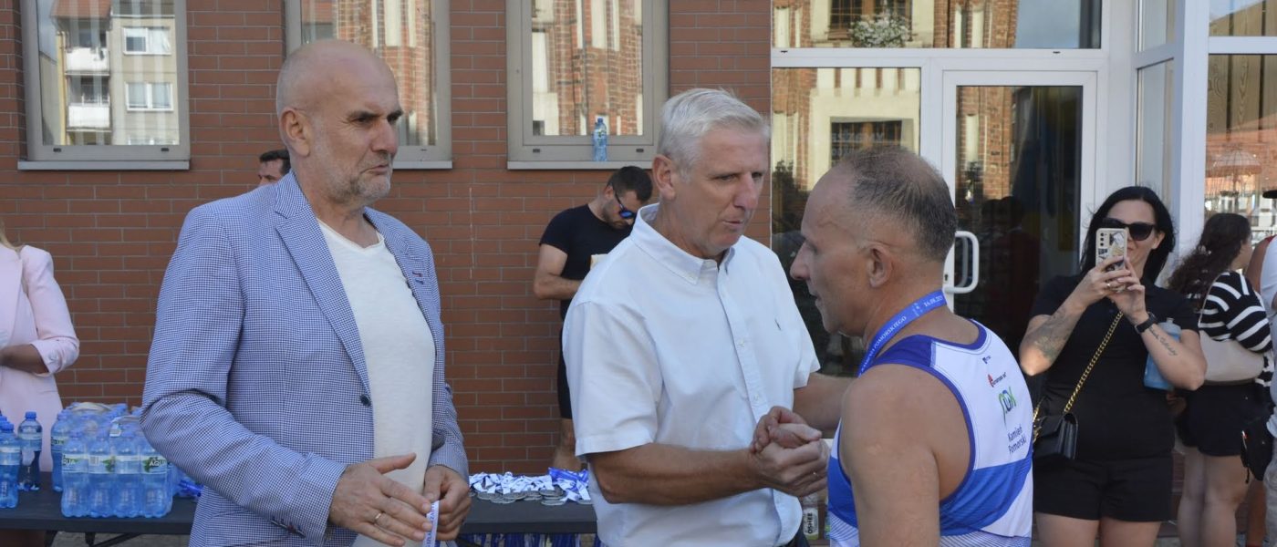 v bieg szlakiem zabytków kamień pomorski