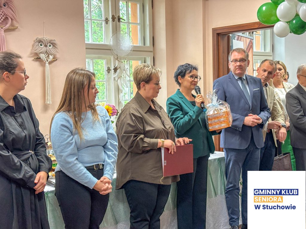 otwarto gminny klub seniora w stuchowie