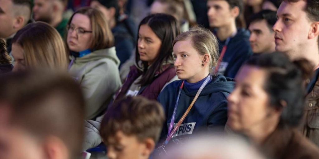 krytyka karola nawrockiego rafał trzaskowski