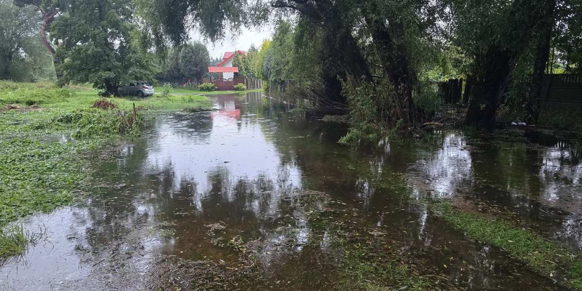 Strażacy walczą ze skutkami podtopień w Międzyzdrojach
