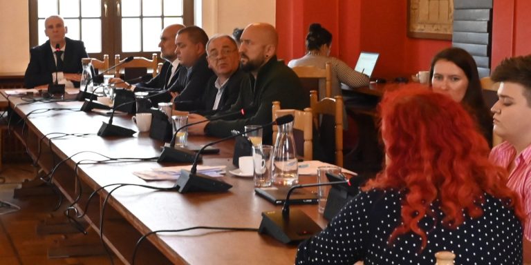 Ujawnione dane 500 sygnatariuszy petycji: jest odwołanie od decyzji prokuratury, UODO nadal prowadzi sprawę