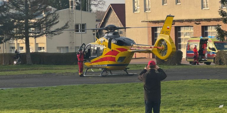 Śmigłowiec LPR lądował pod komendą PSP. Pacjent zabrany do szpitala
